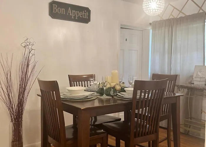 Сasa de vacaciones Area Four Bedroom House Tallahassee