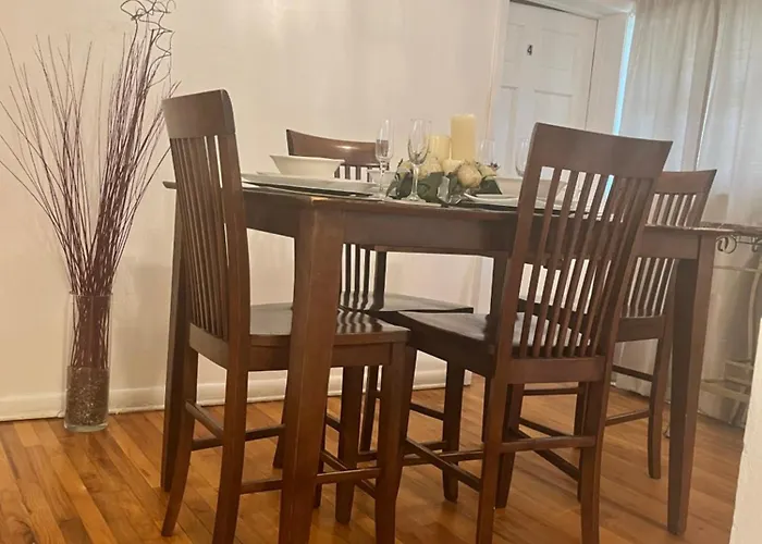 Area Four Bedroom House * Tallahassee
